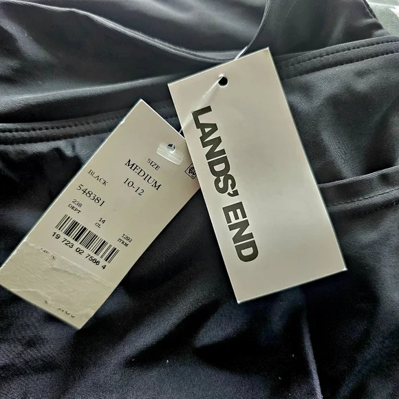 92.🆕Lands' End Swim Shorts With Built-In Panty UPF 50 Size 10-12 Medium NWT - Picture 6 of 6